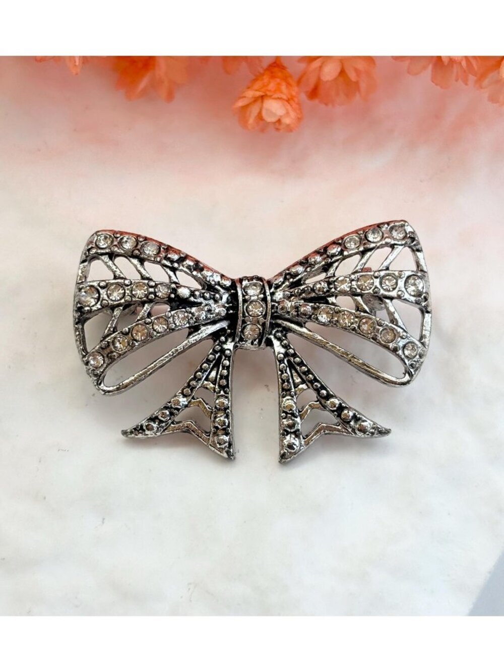 Mint Rhinestone Ribboned Bow Vintage Silver Toned Vintage Brooch | Lapel Pin